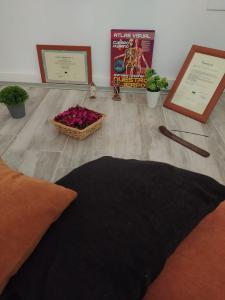 604103364: Chica busca chico en Madrid