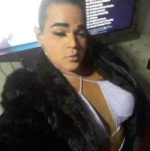 613429381: Transexual en Madrid