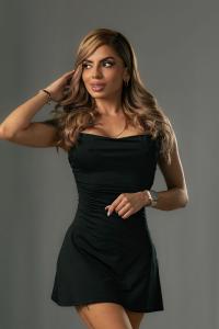 613904282: Chica busca chico en Ibiza