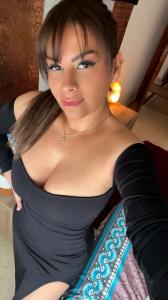 661408095: Chica busca chico en Granada