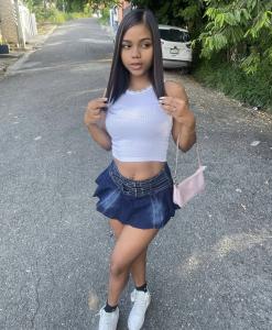 631590364: Chica busca chico en Mallorca