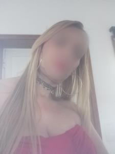 643477028: Chica busca chico en La Coruña