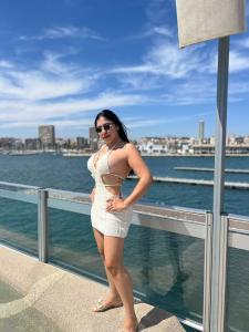 617274000: Chica busca chico en Castellón