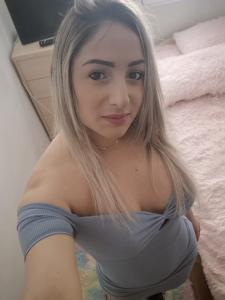 623311482: Chica busca chico en Valencia
