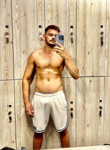 681971052: Chico busca chica en Alicante