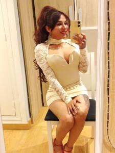 633852484: Transexual en Burgos