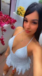 697624169: Chica busca chico en Málaga