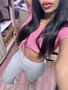 670336306: Chica busca chico en Alicante