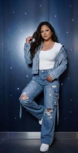 680504363: Chica busca chico en Álava