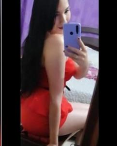 610799018: Chica busca chico en Barcelona