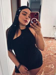 603231629: Chica busca chico en Cádiz