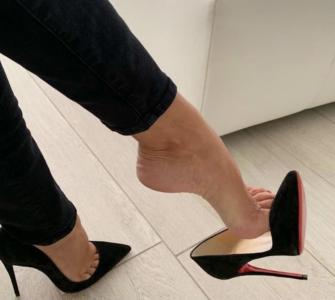 666219060: Chica busca chico en Sevilla