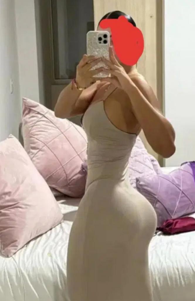 647029966: Chica busca chico en Cádiz