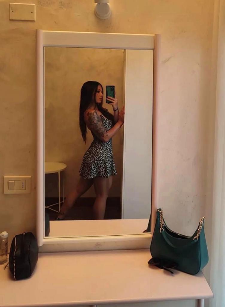 662063778: Chica busca chico en Mallorca