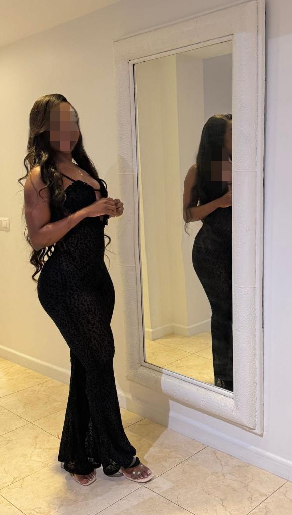 667834142: Chica busca chico en Guipúzcoa