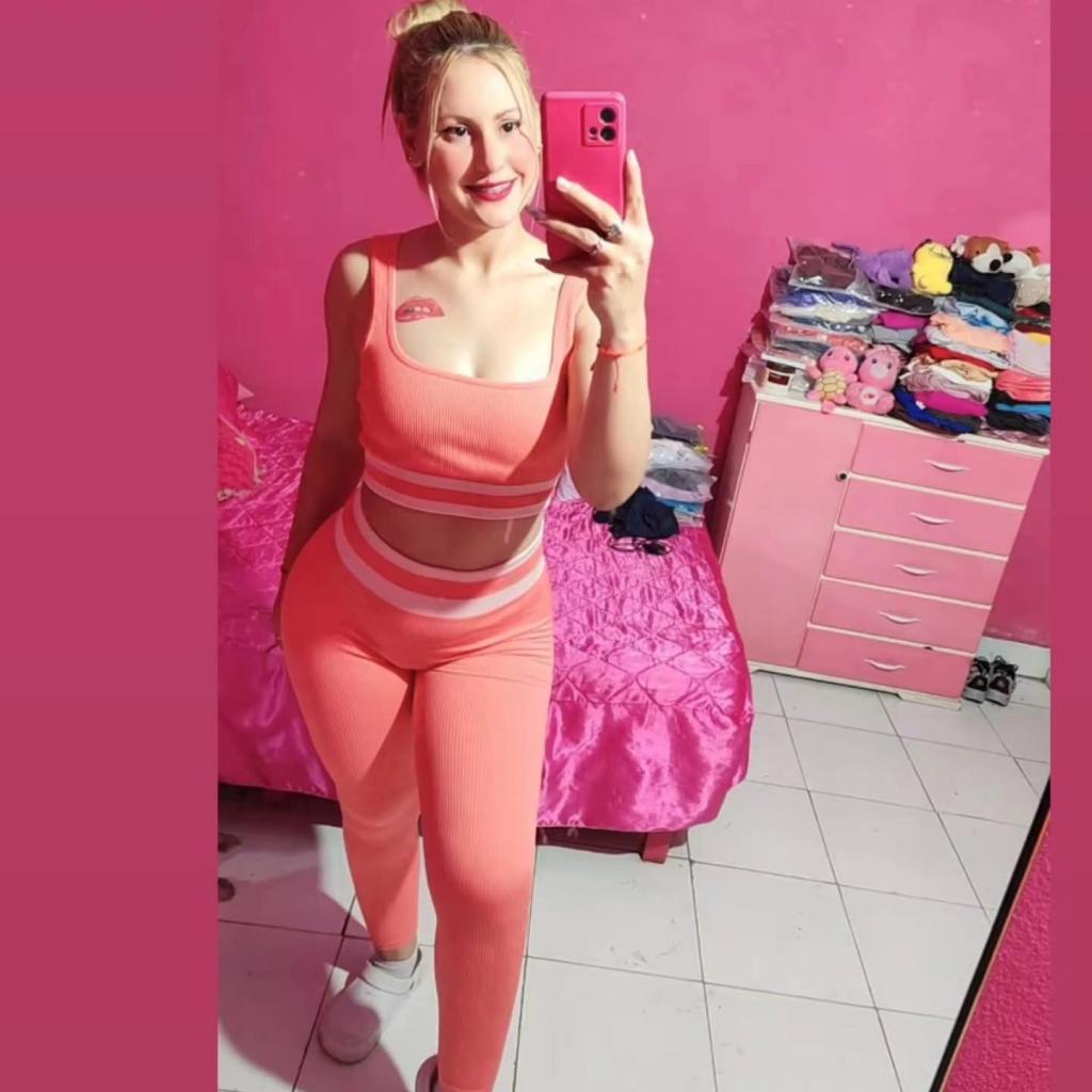 633080373: Chica busca chico en Madrid