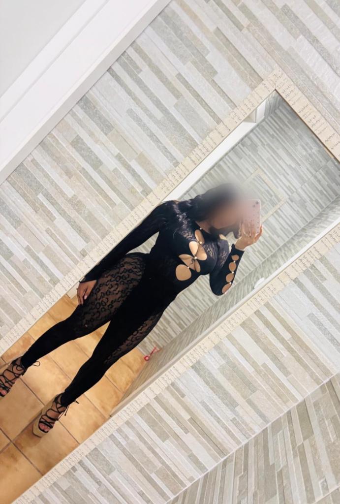 602570787: Chica busca chico en Granada