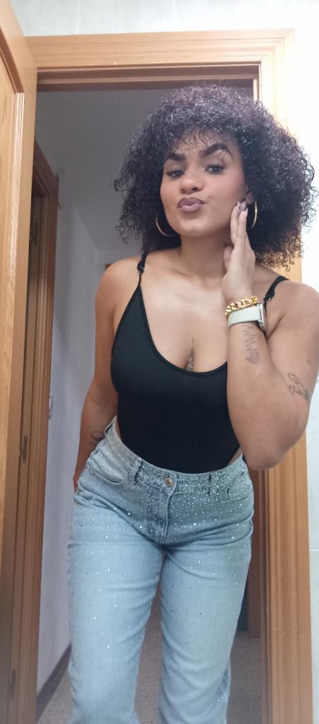 624453547: Chica busca chico en Navarra