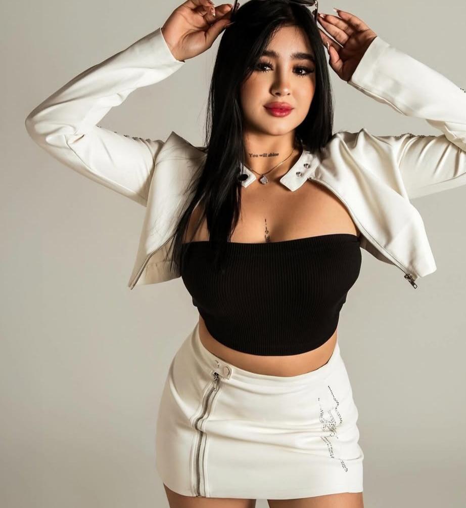 645497003: Chica busca chico en Pontevedra