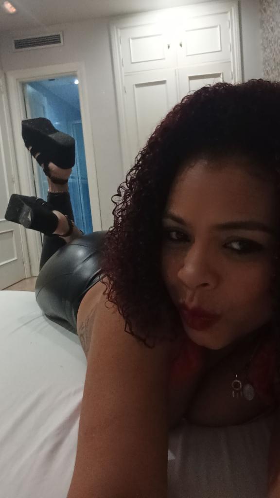 Chica busca chico en Alicante: 