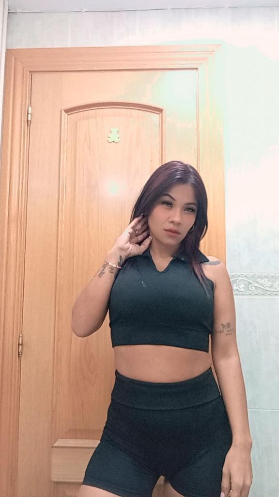 643048478: Chica busca chico en Navarra