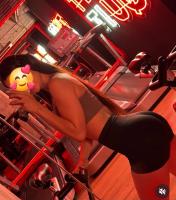 614580304: Chica busca chico en Cáceres