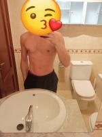 619694514: Chico busca chica en Zaragoza