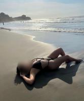 647145403: Chica busca chico en La Coruña