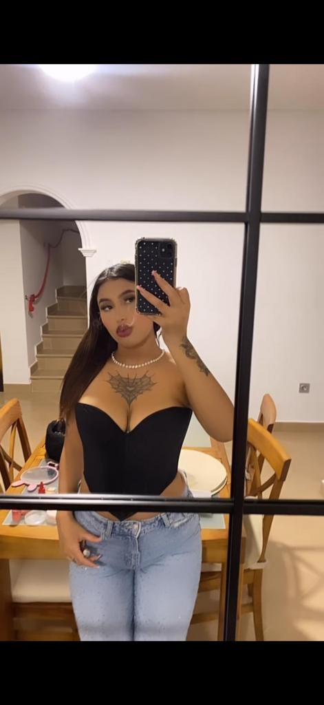 632948091: Chica busca chico en Málaga