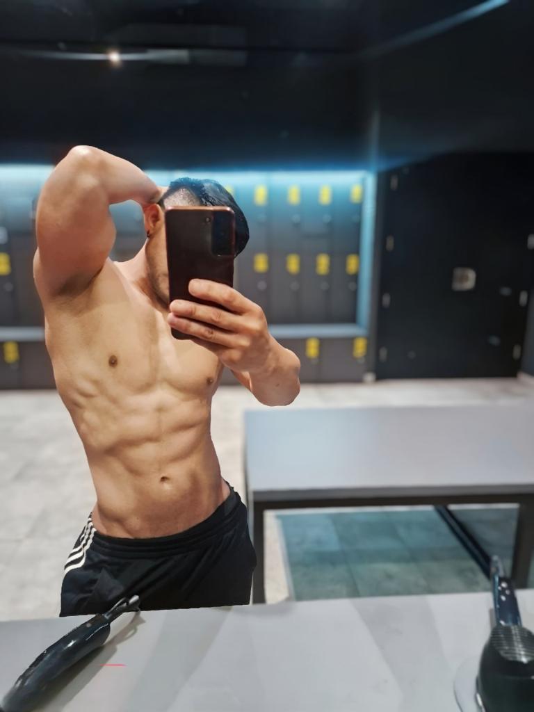 Chico busca chica en Las Palmas: 