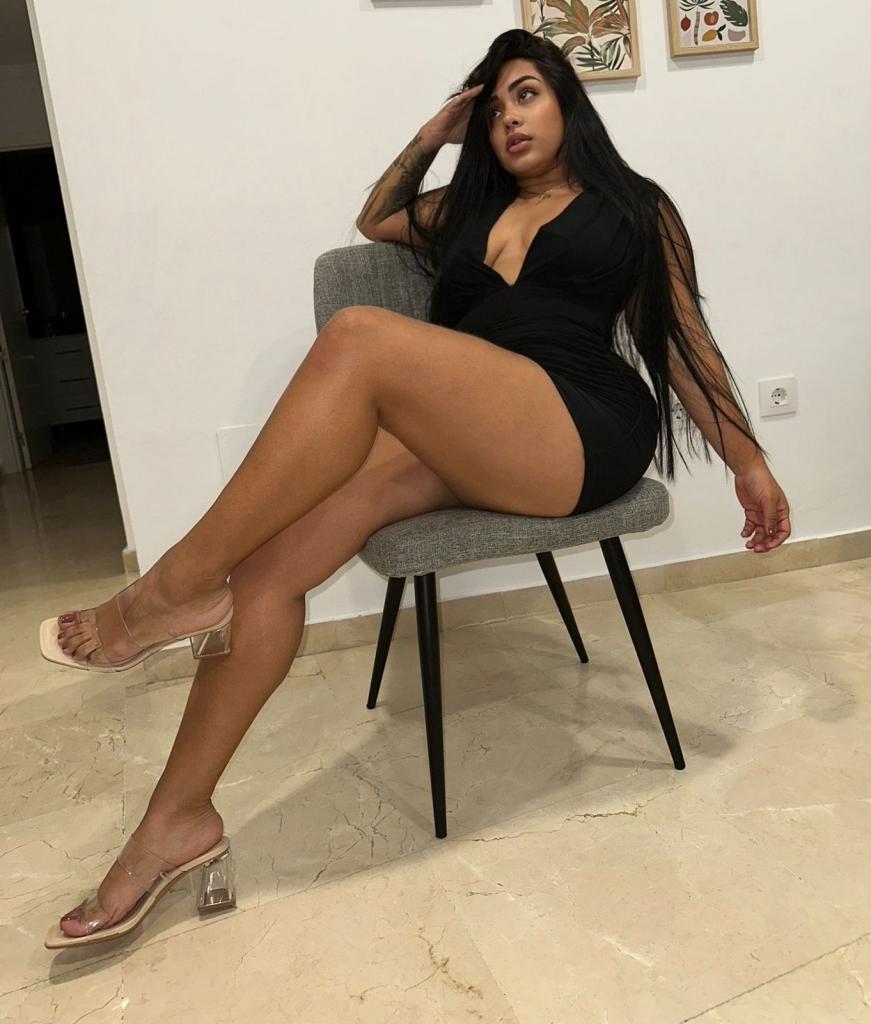 645247540: Chica busca chico en Cádiz