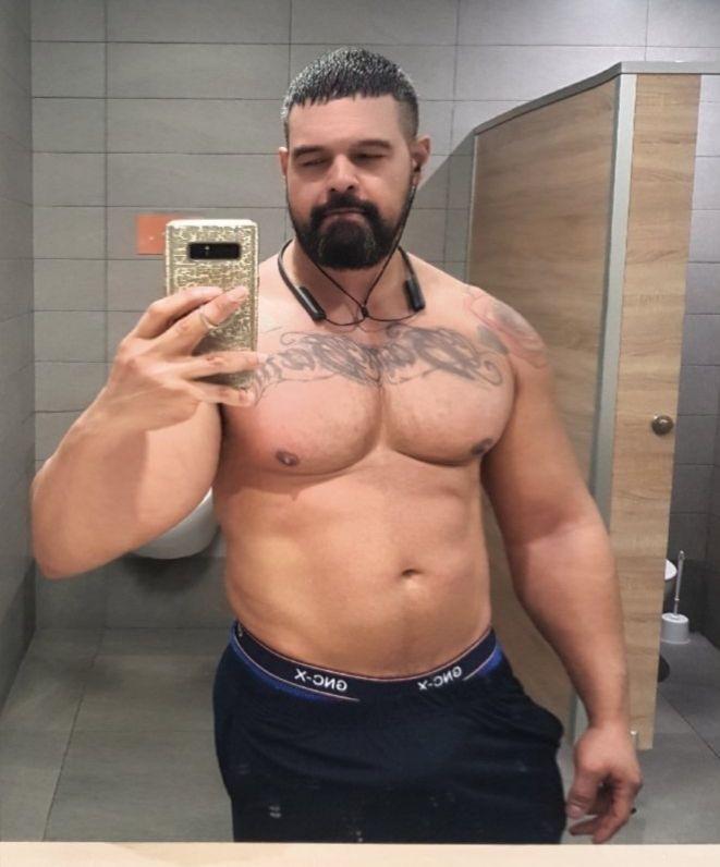 Chico busca chica en Barcelona: 