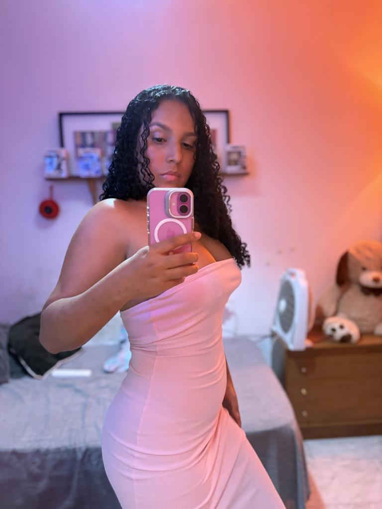 Chica busca chico en Granada: 