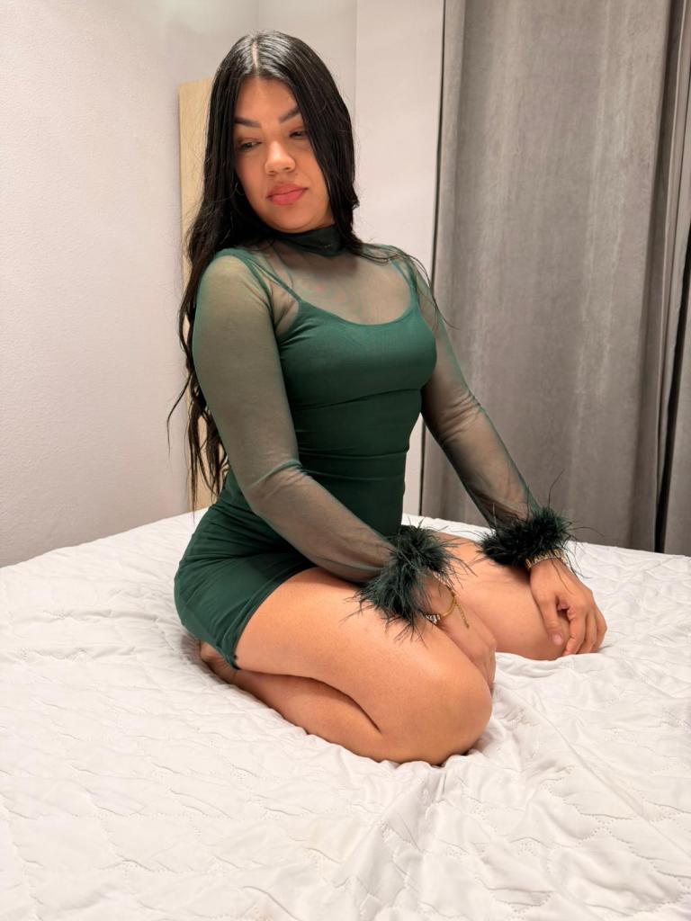 614302054: Chica busca chico en Murcia