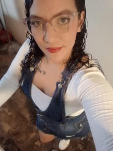 611295048: Chica busca chico en Navarra