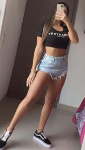 634072507: Chica busca chico en Gerona