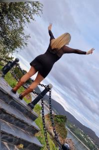 614754830: Chica busca chico en La Coruña