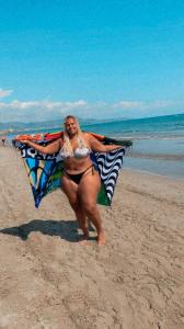 641498198: Chica busca chico en Madrid