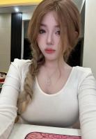 688017055: Chica busca chico en Barcelona