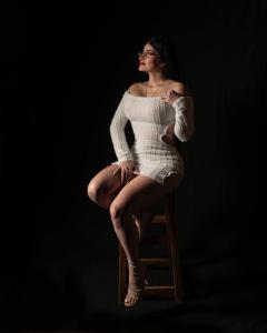 666732305: Chica busca chico en Barcelona