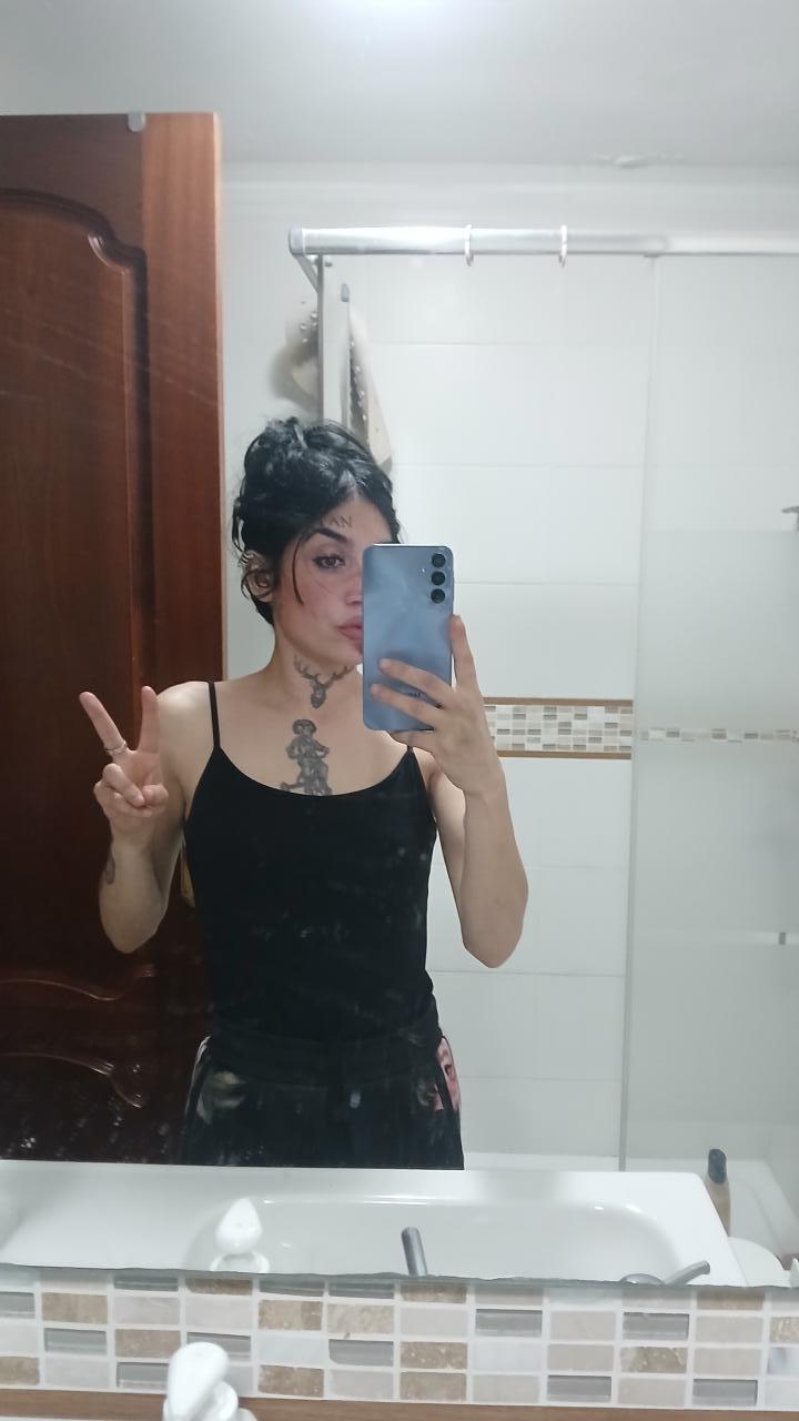 Chica busca chico en Sevilla: 