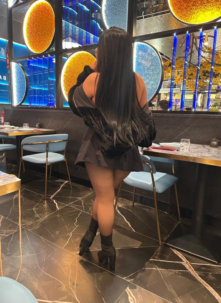 Chica busca chico en Madrid: Chica busca chico