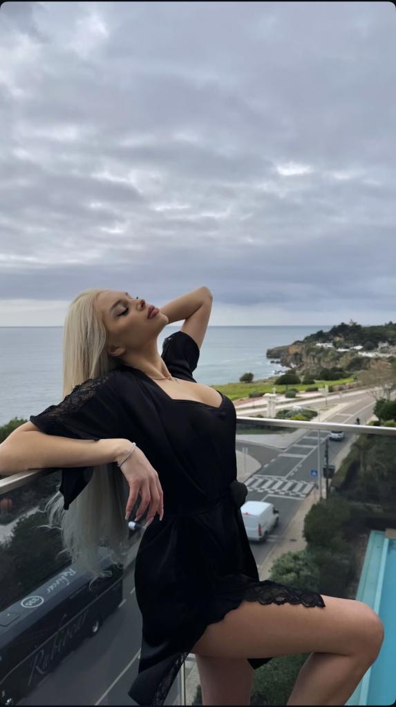 603981969: Chica busca chico en Málaga