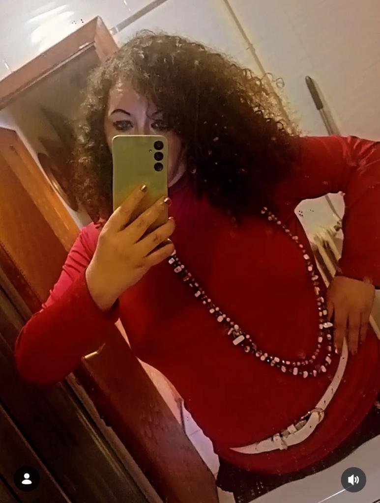 641934570: Chica busca chico en León