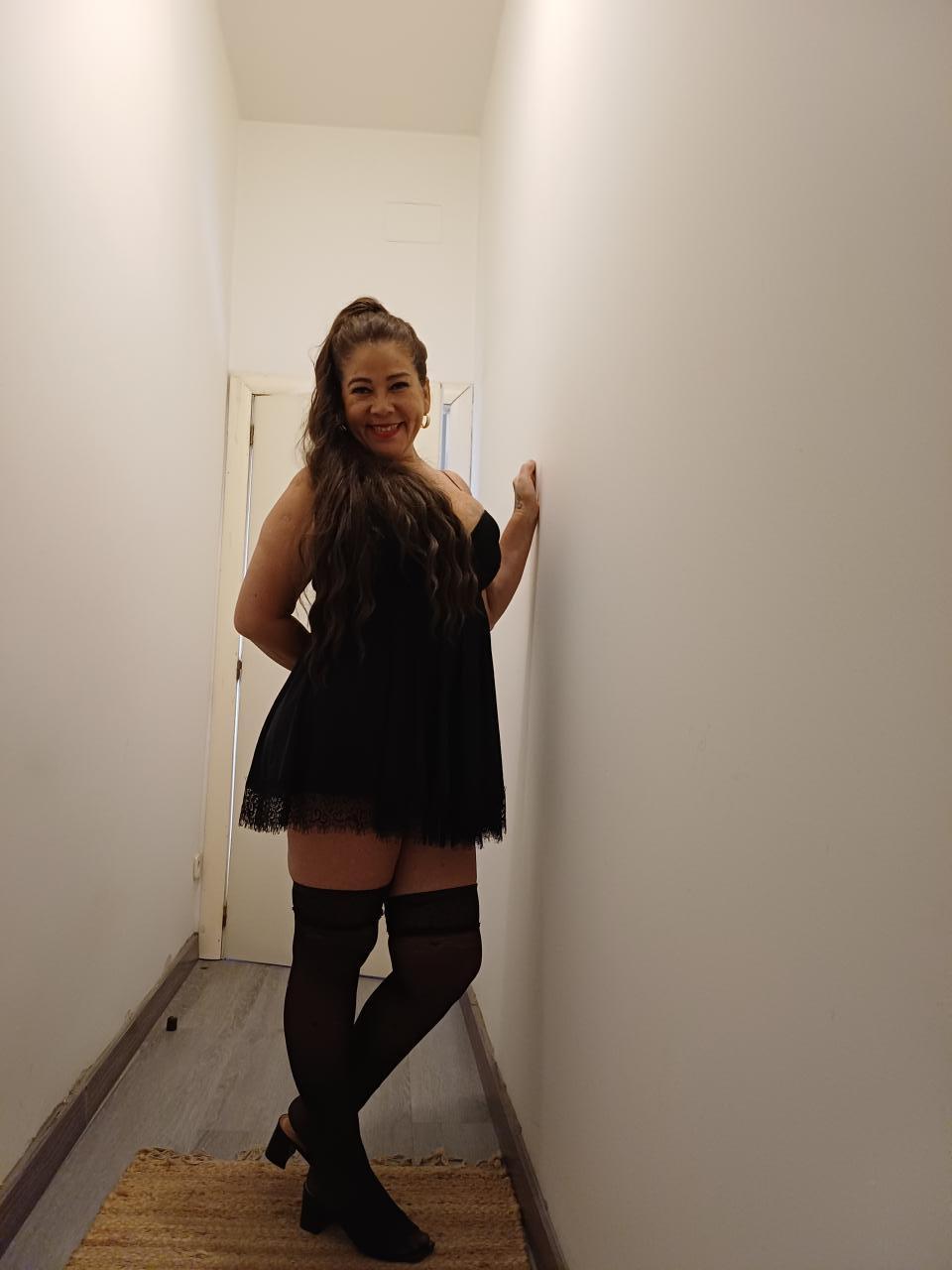 661093292: Chica busca chico en Madrid