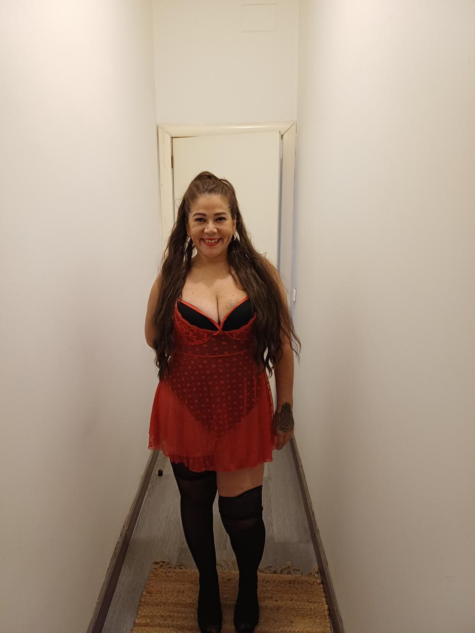 661093292: Chica busca chico en Madrid