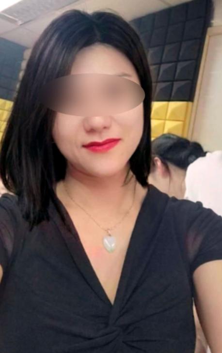 Chica busca chico en Alicante: Chica busca chico