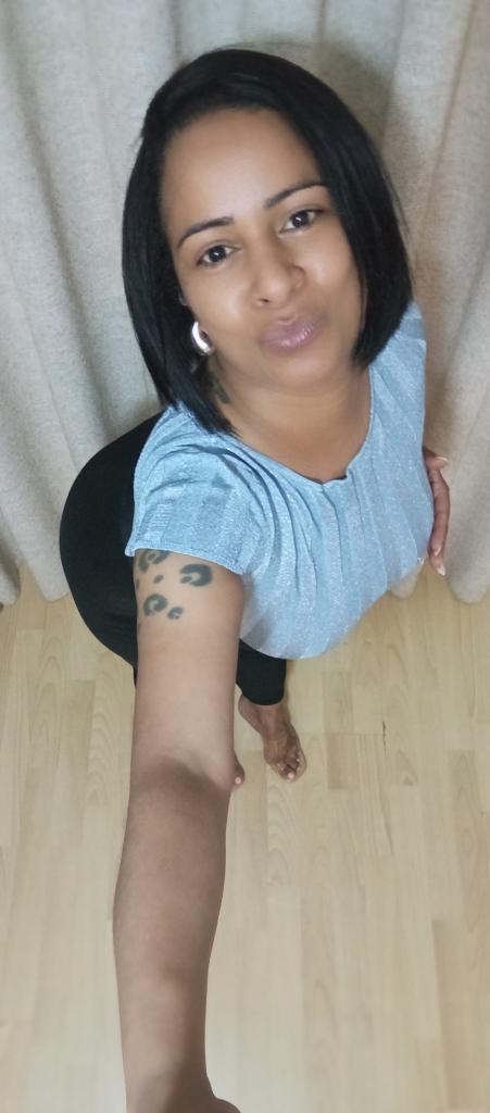 600376490: Chica busca chico en Ibiza