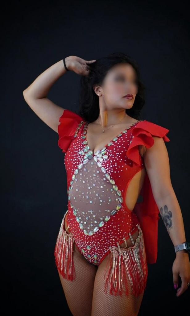 Chica busca chico en Alicante: 
