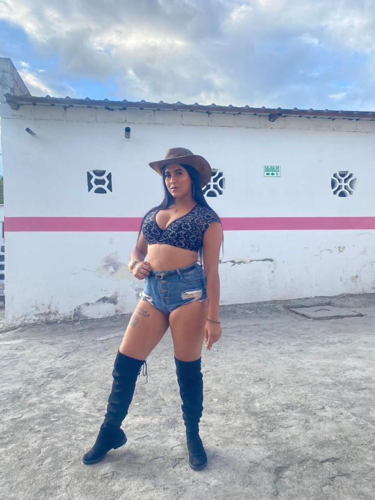 Chica busca chico en Alicante: 